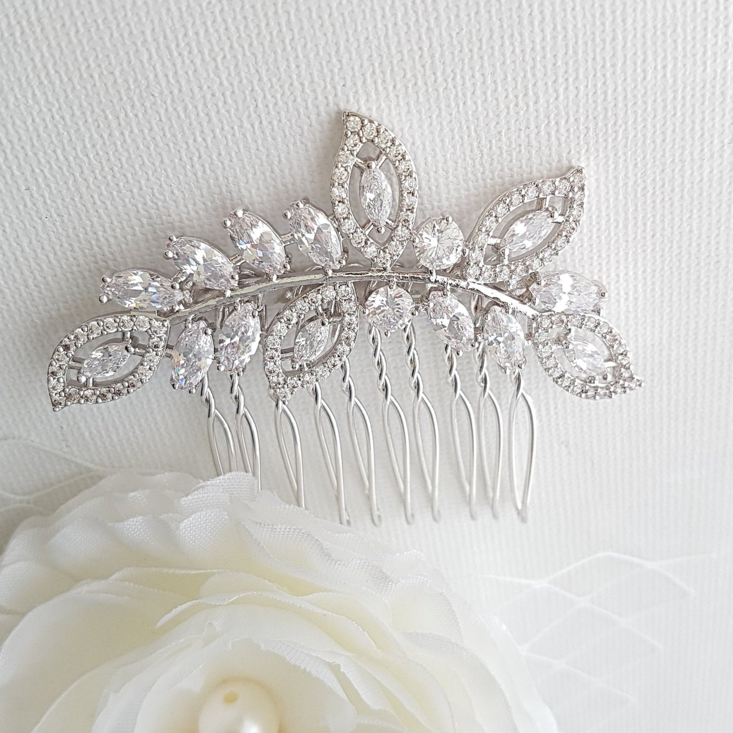 Leaf Bridal Hair Comb With Pearls¢¬‚¬Å“ Kerry - PoetryDesigns