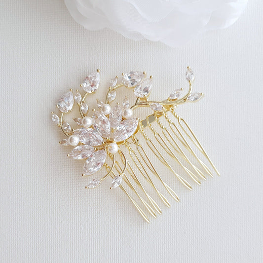 Petite Flower Bridal Hairpiece in Gold- Kika - PoetryDesigns