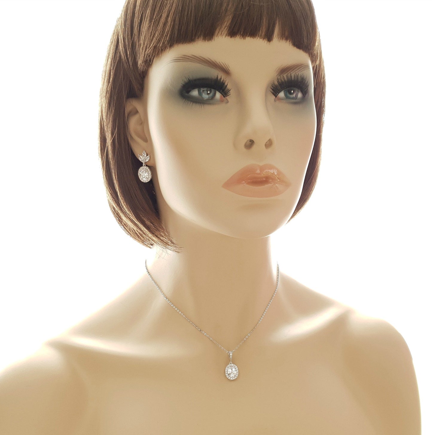 Ensemble de bijoux de demoiselle d'honneur avec petites boucles d'oreilles et collier - Emily