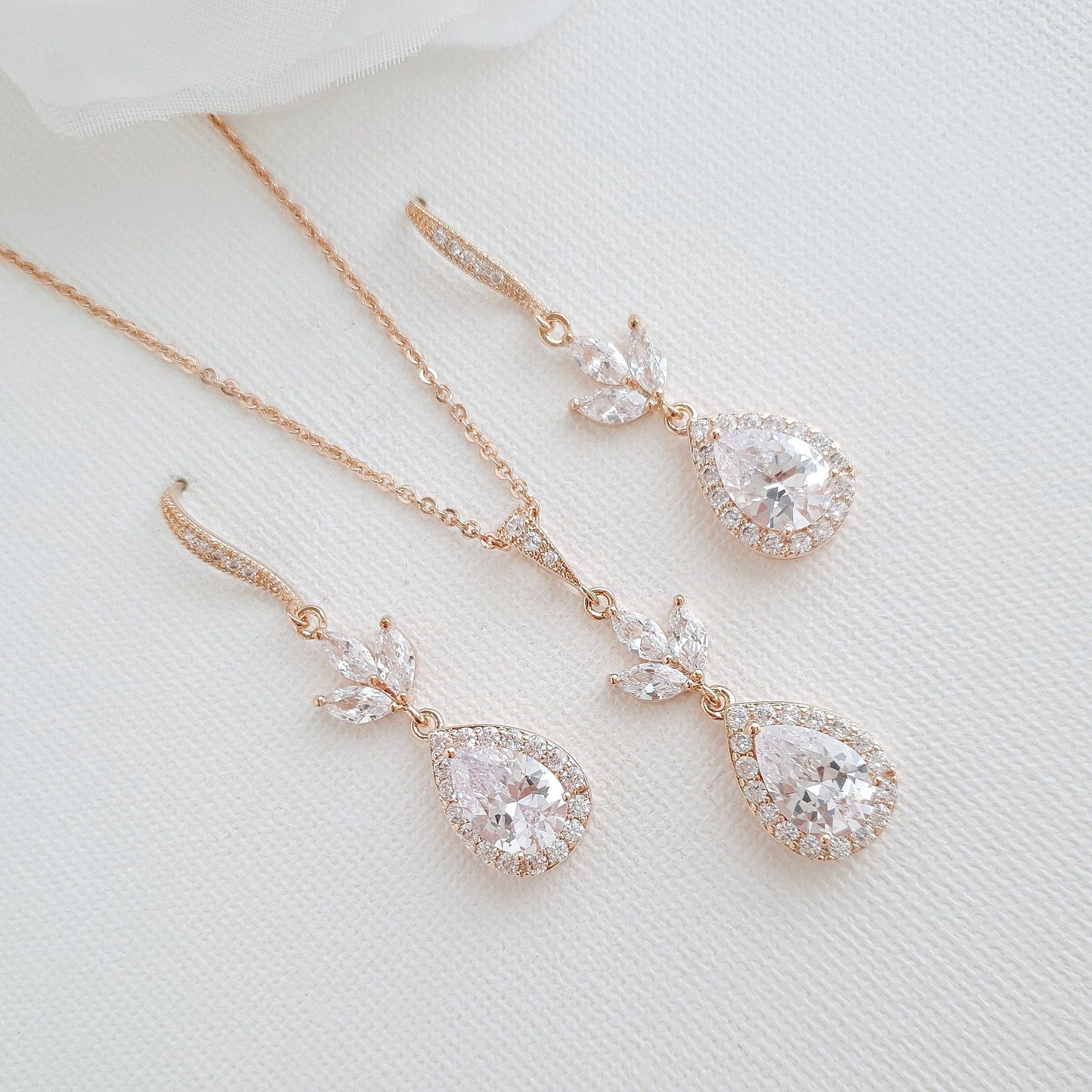 Necklace and Earrings Set-Lotus - PoetryDesigns