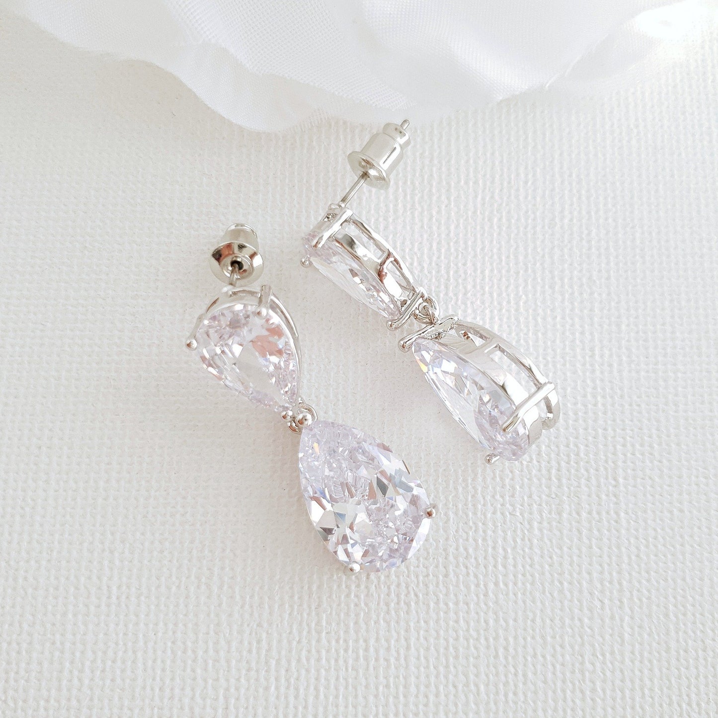 Juego de aretes y collar con circonitas cúbicas transparentes en oro rosa-Clara