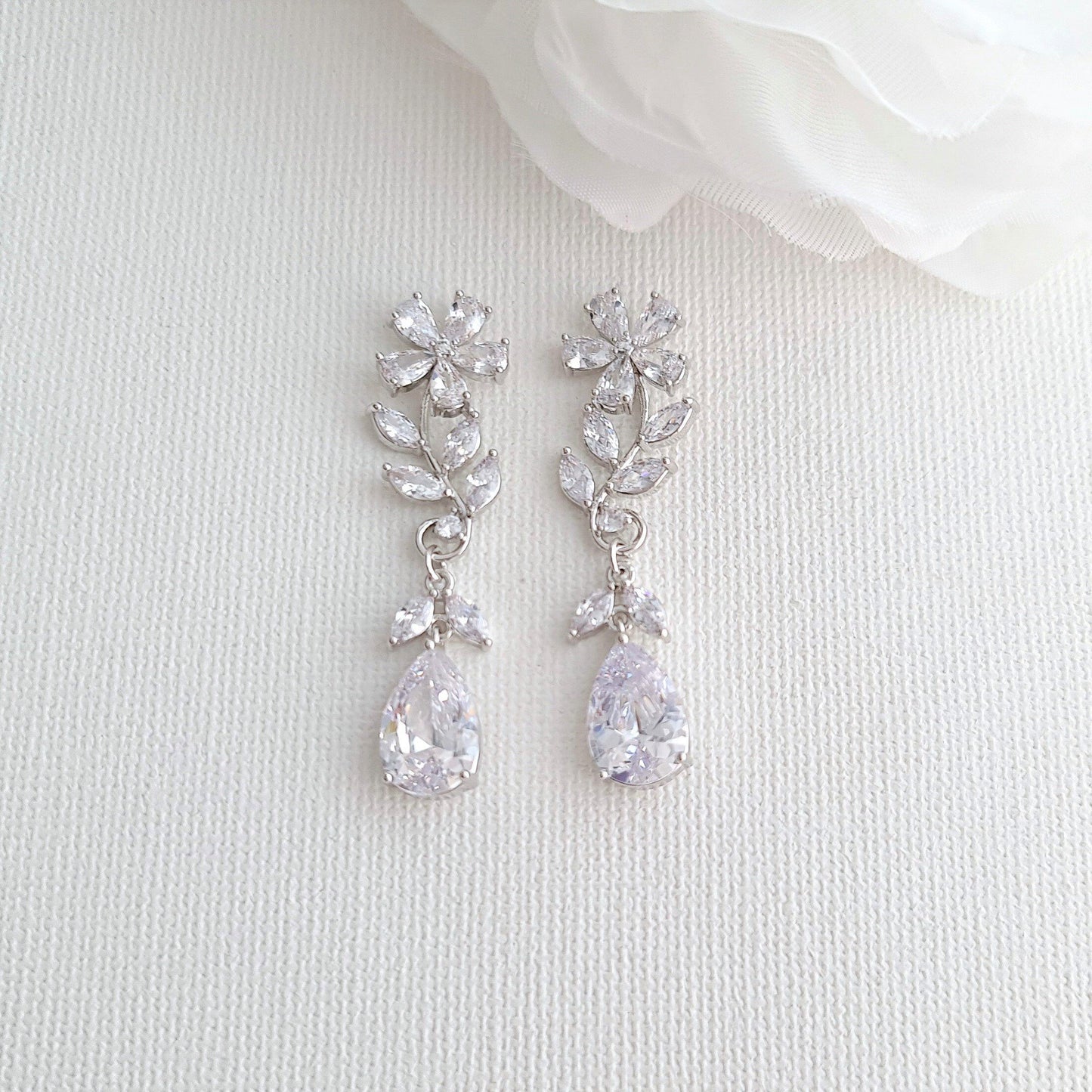 Leaves and Flower Bridal Earrings in Gold -Daisy - PoetryDesigns