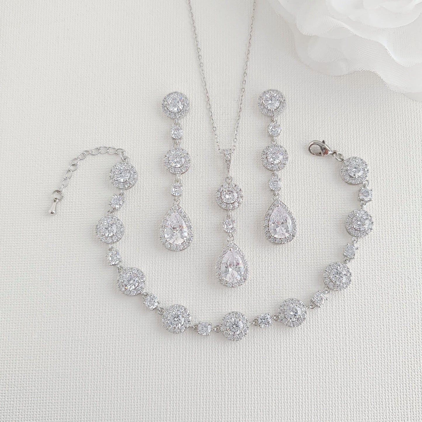 Juego de Joyas de Aretes Collar y Pulsera Plata-Reagan