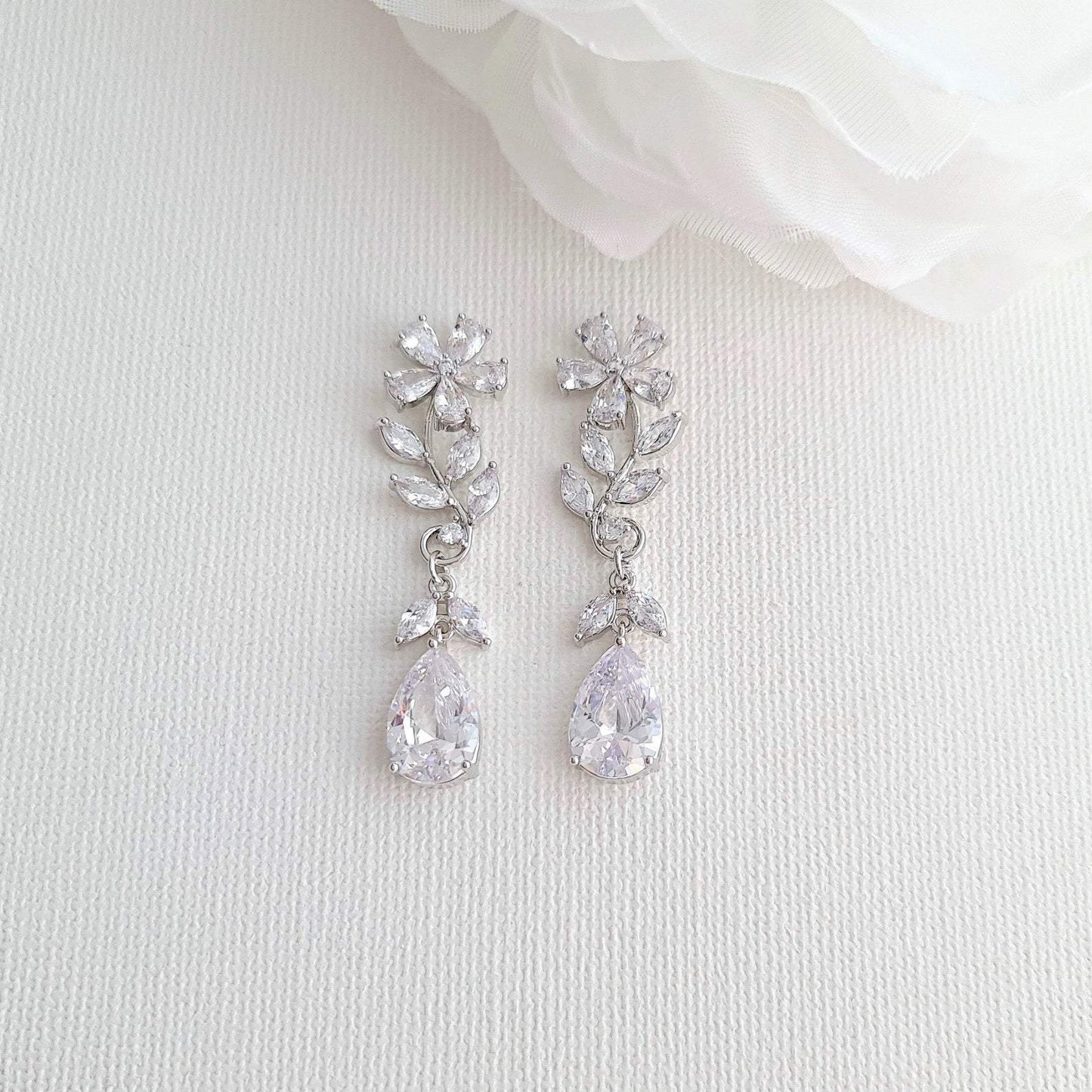 Leaves and Flower Bridal Earrings in Gold -Daisy - PoetryDesigns