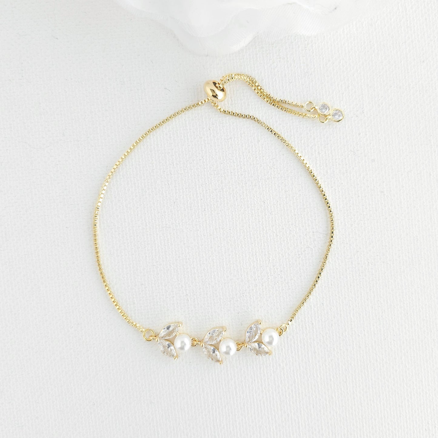 Gold Silder Bracelet With Pearls-Leila