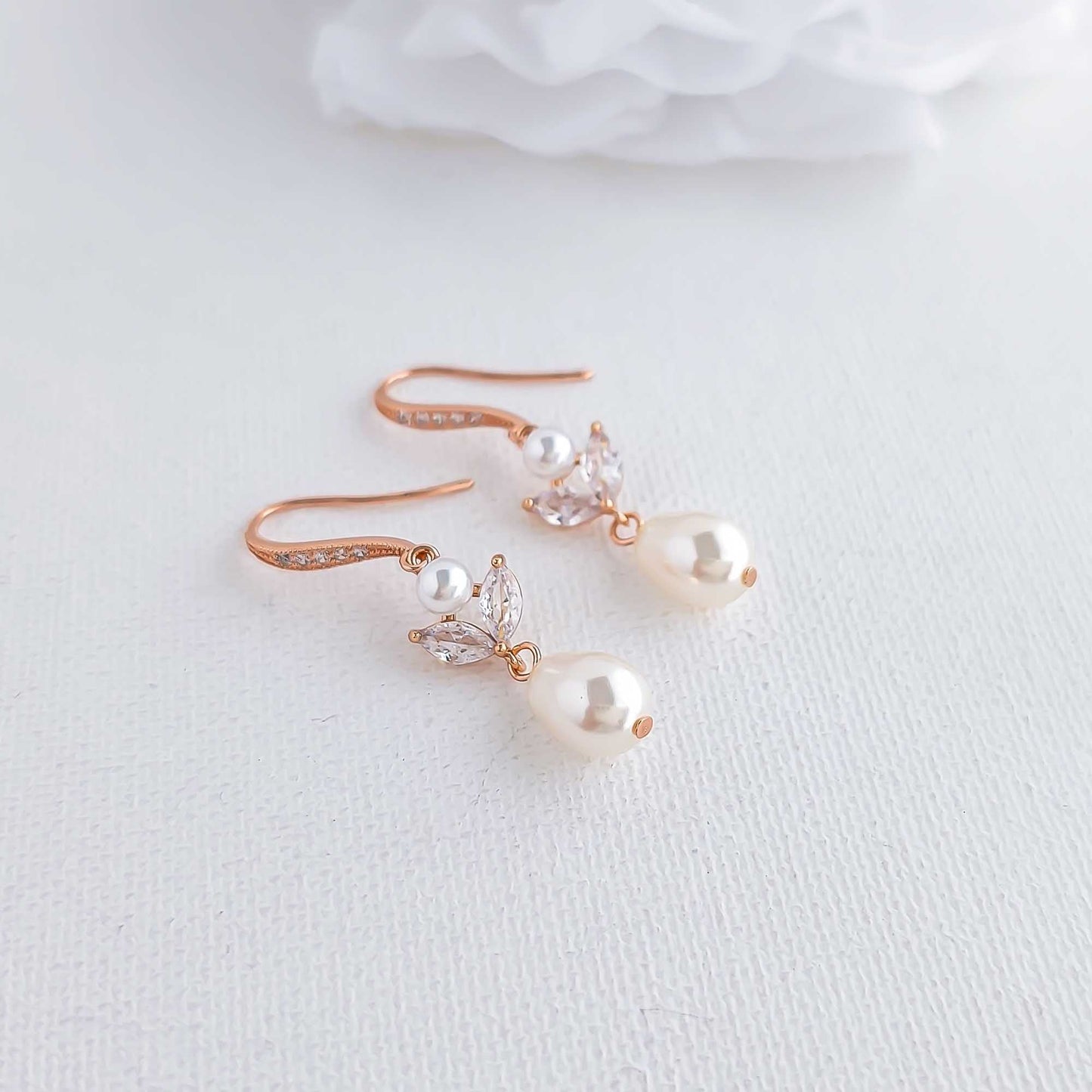 Dangle Earrings for Brides-Leila