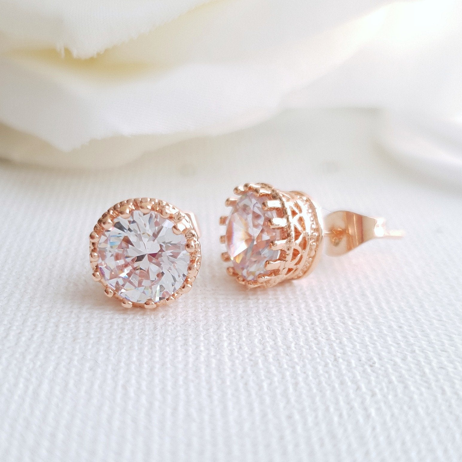 Rose Gold Crown Design Stud Earrings 