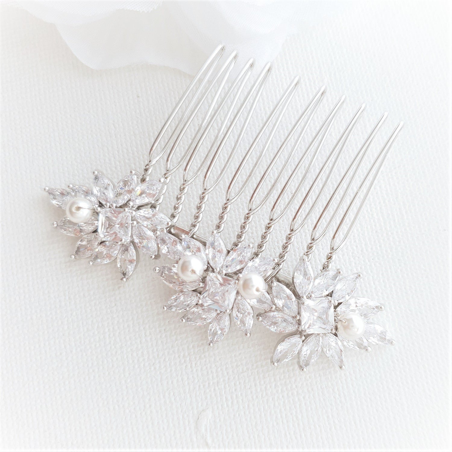 Small Wedding Veil Comb- Bridget - PoetryDesigns