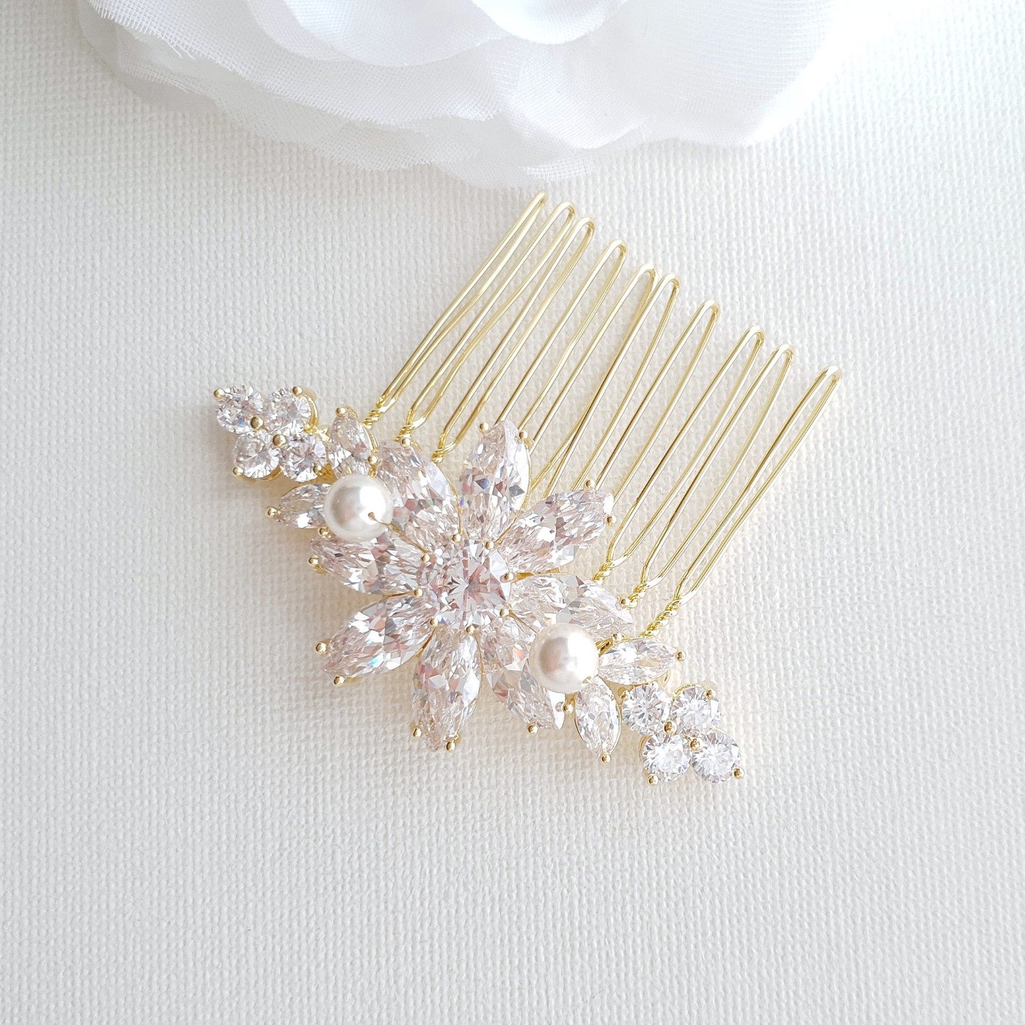 Daisy Flower Hair Comb for Brides- Daisy - PoetryDesigns