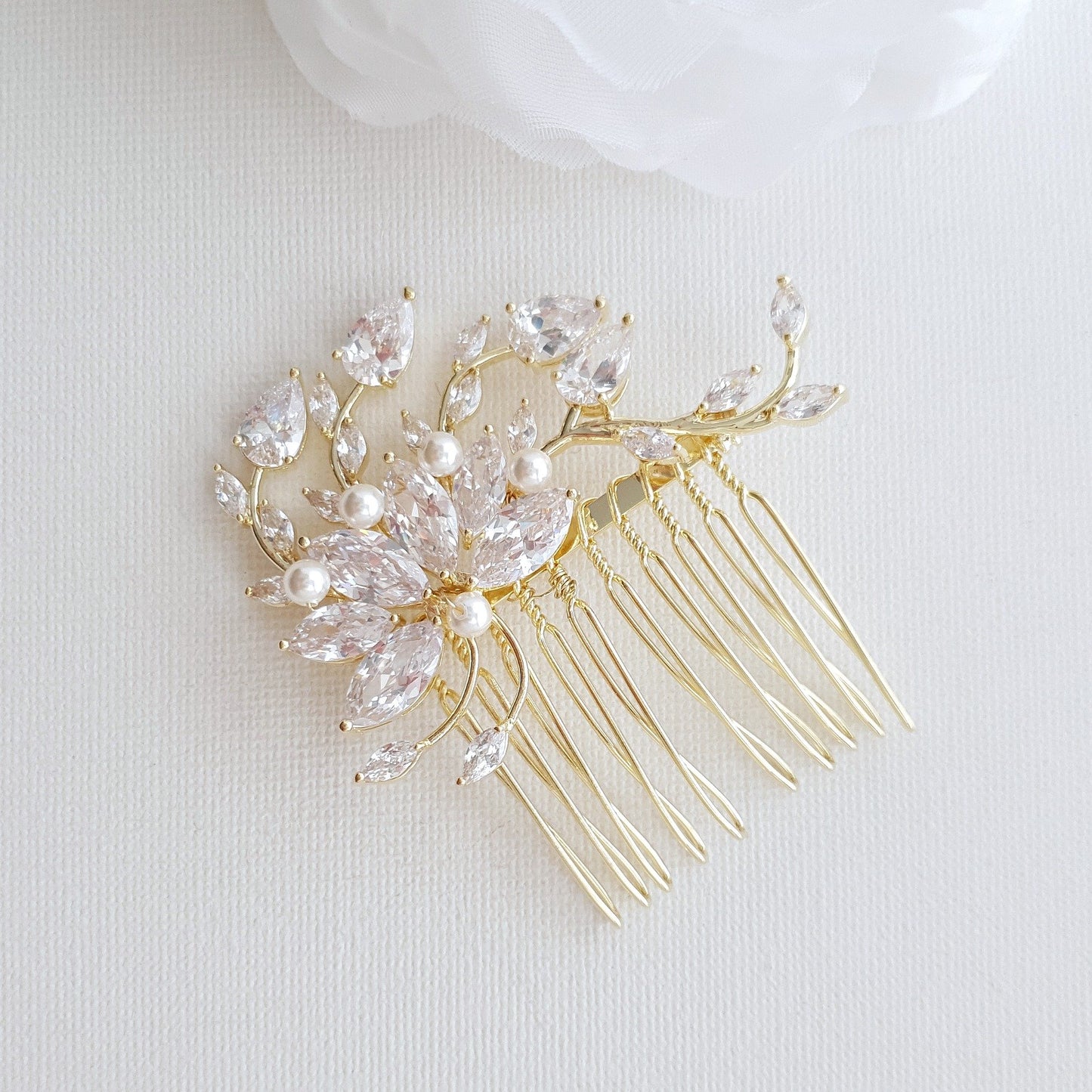 Petite Flower Bridal Hairpiece in Gold- Kika - PoetryDesigns