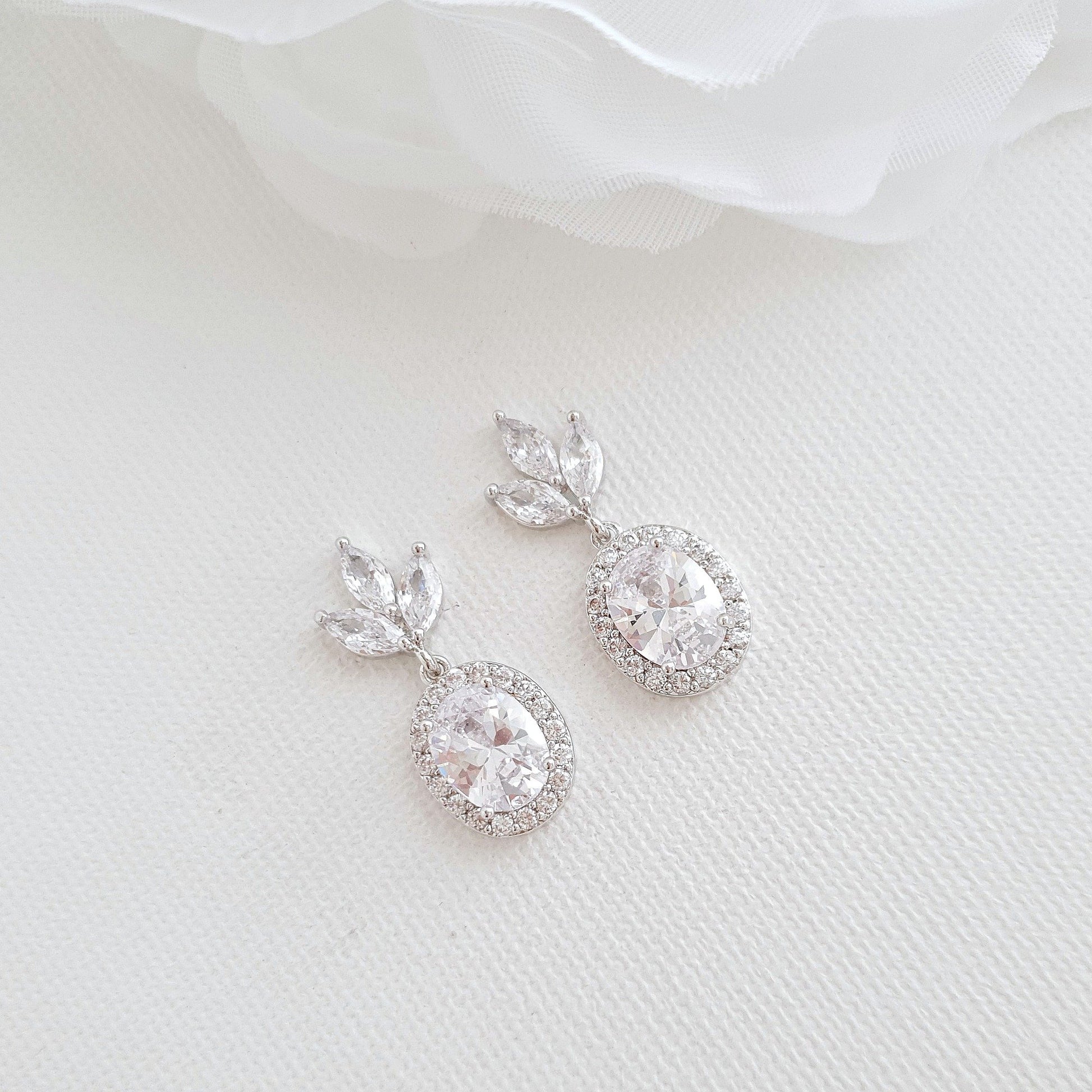 Small Bridesmaids Earrings in Silver- Emily - PoetryDesigns