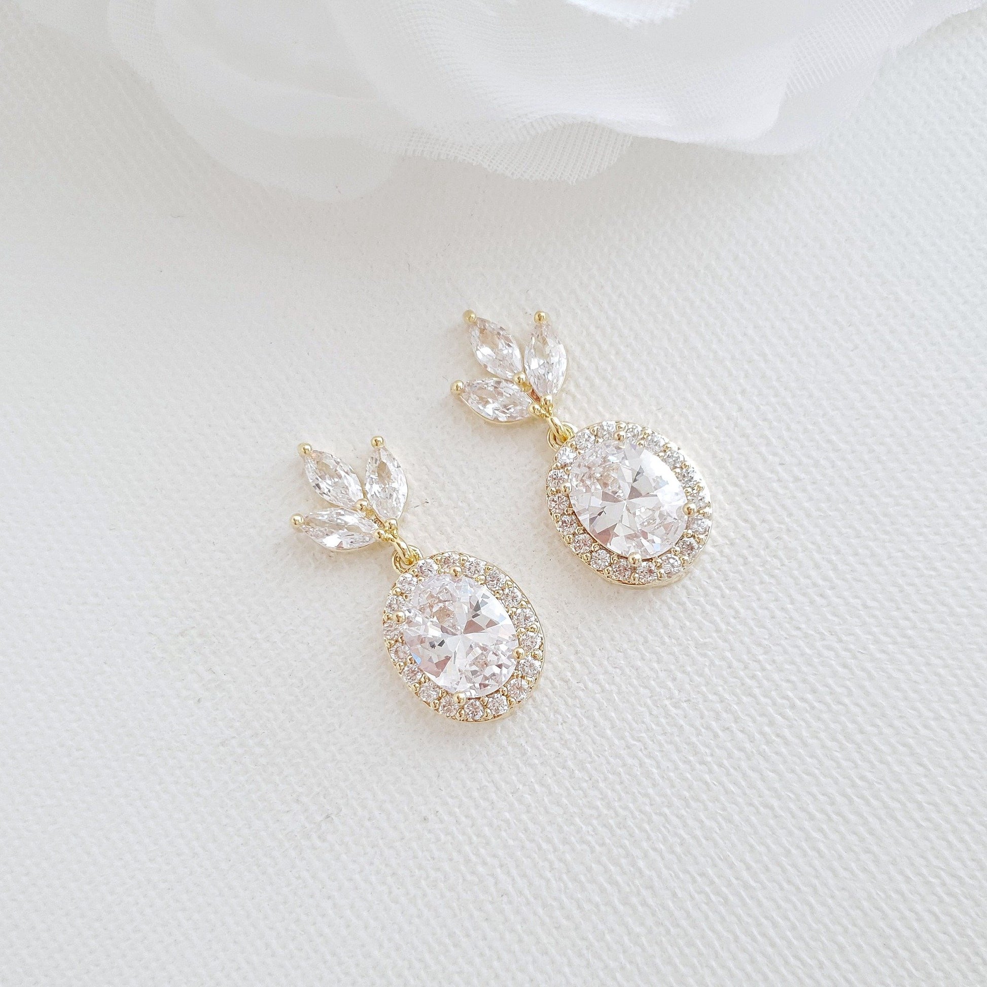 Small Bridesmaids Earrings in Silver- Emily - PoetryDesigns