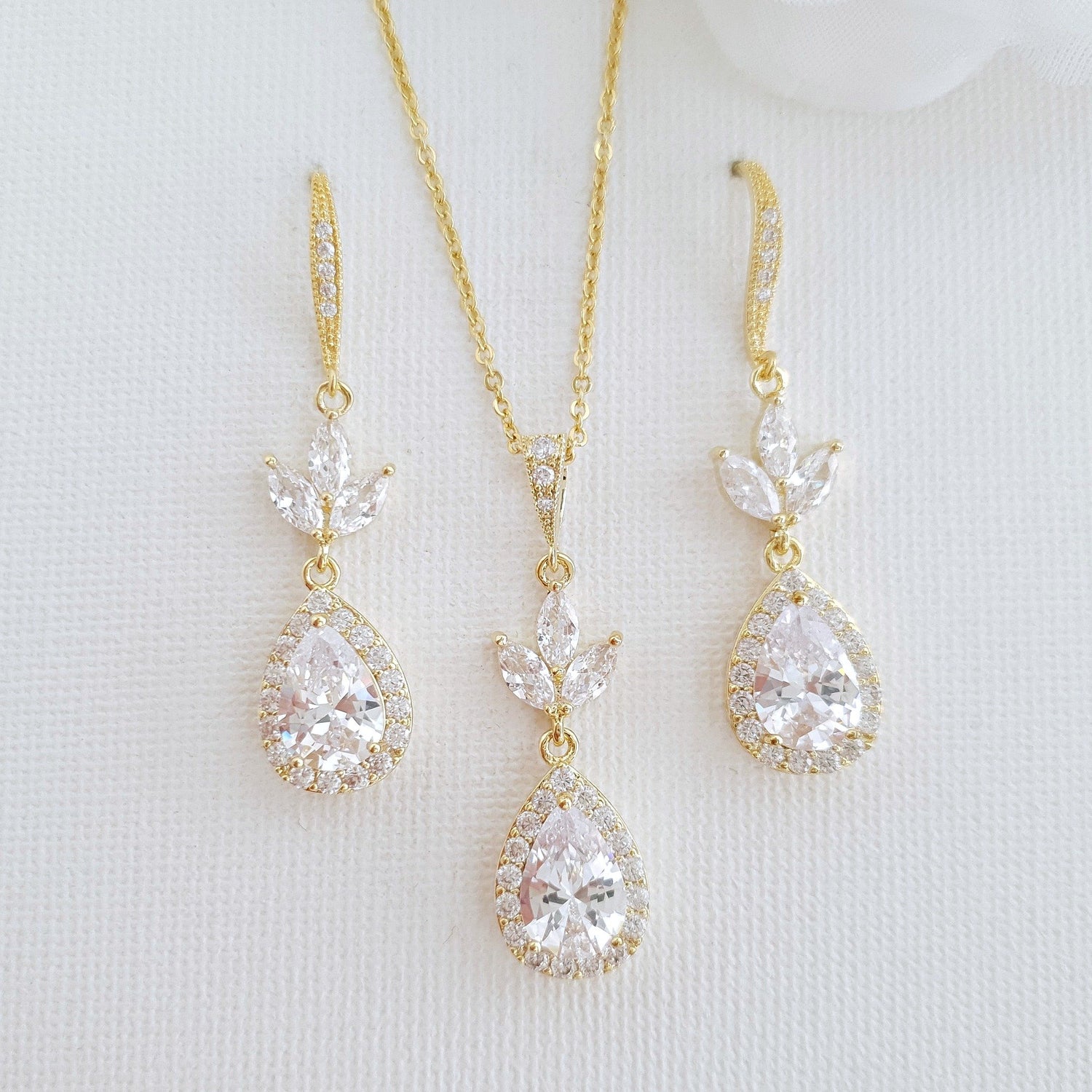 14K Yellow Gold Necklace and Earrings Set for Brides-Lotus - PoetryDesigns