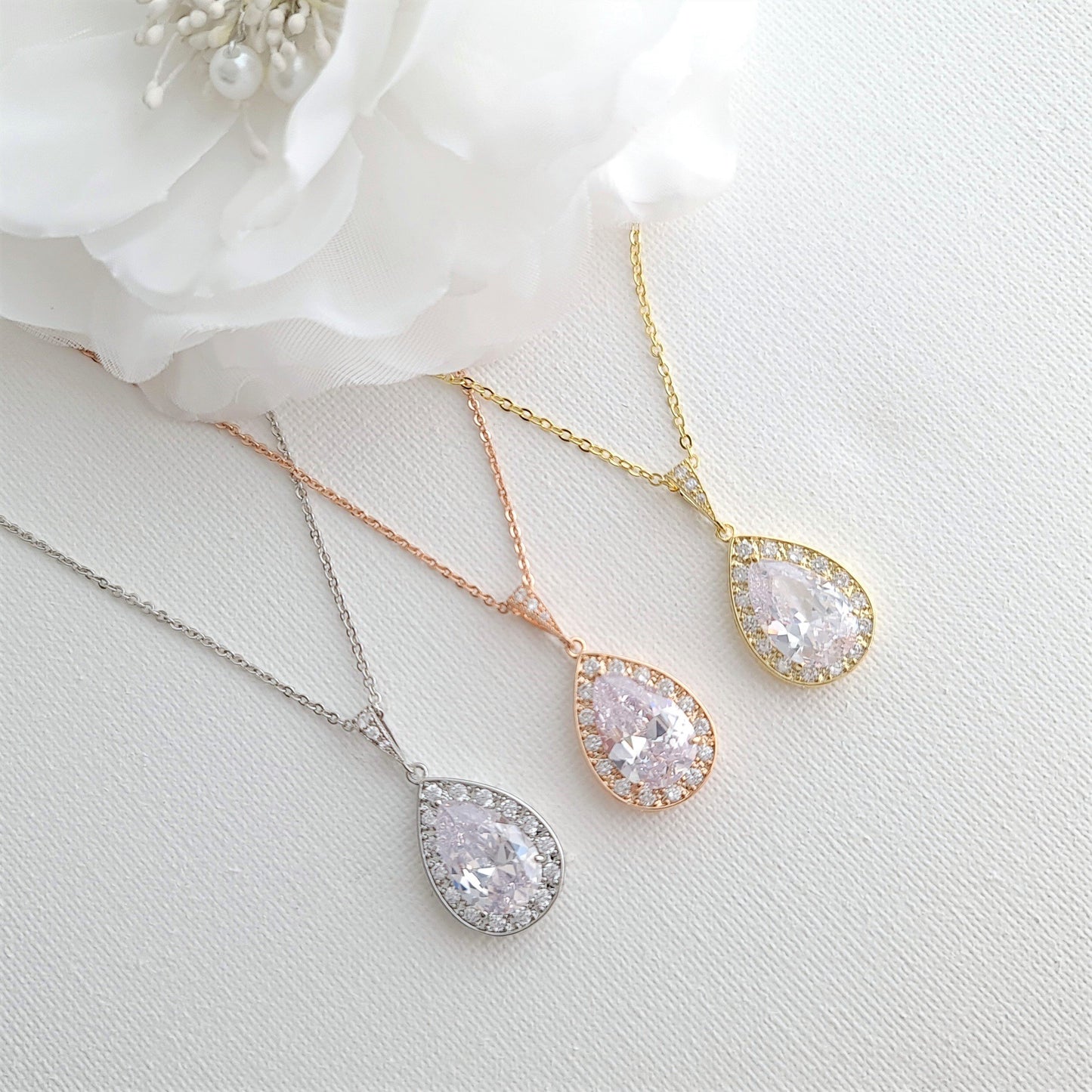 Teardrop Bridal Jewelry Set in Rose Gold- Evelyn