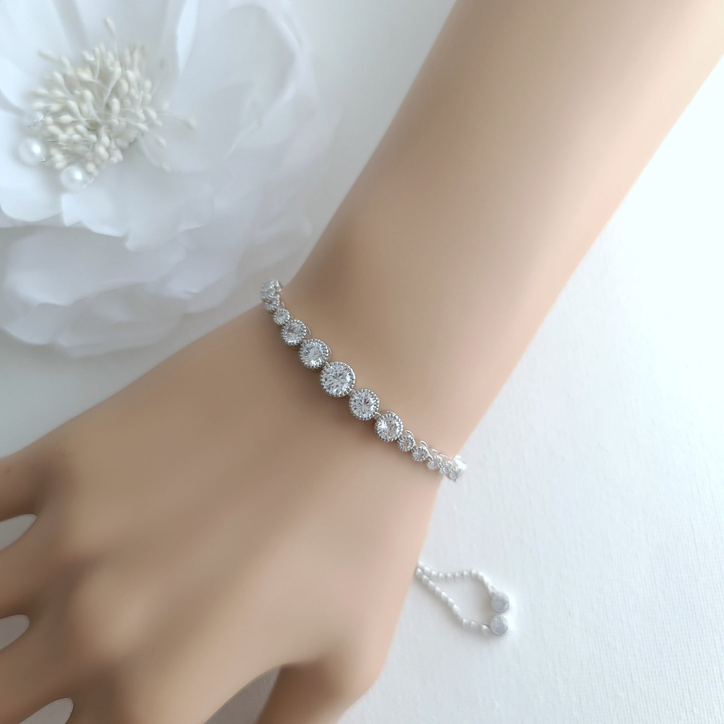 Round Crystal Bridal Bracelet- Zara