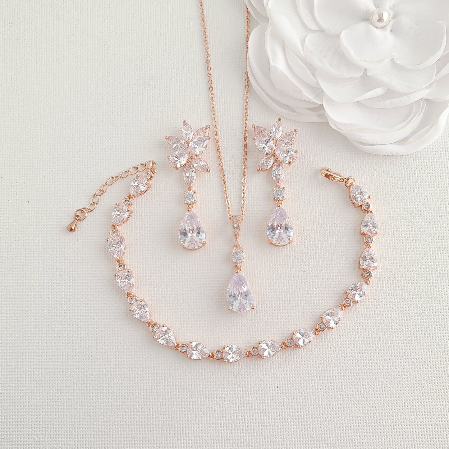 Conjunto de joyería de boda de oro rosa-Ivy