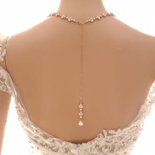 Collar llamativo de oro rosa con fondo simple para bodas - Anya