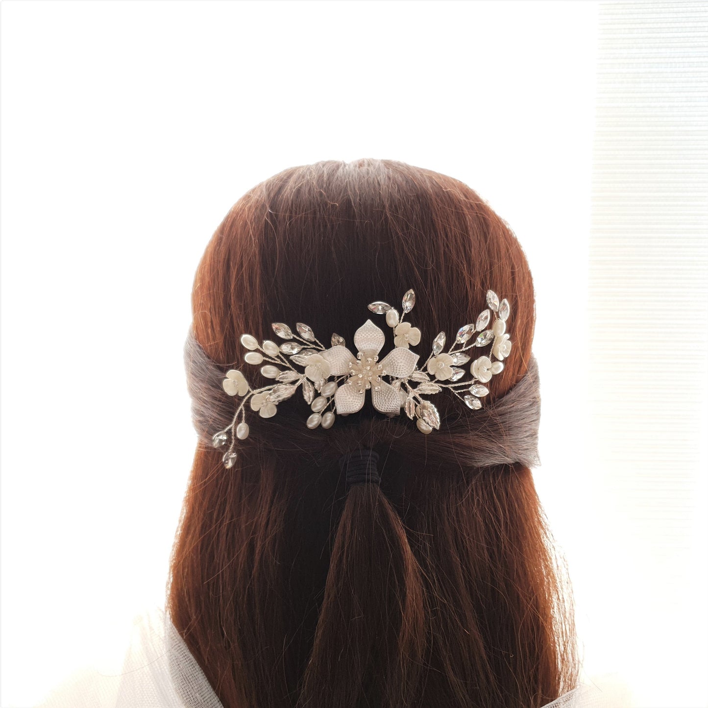 Jeweled Rose Gold Bridal Hair Comb with Pearl & Crystal Leaves-Freya