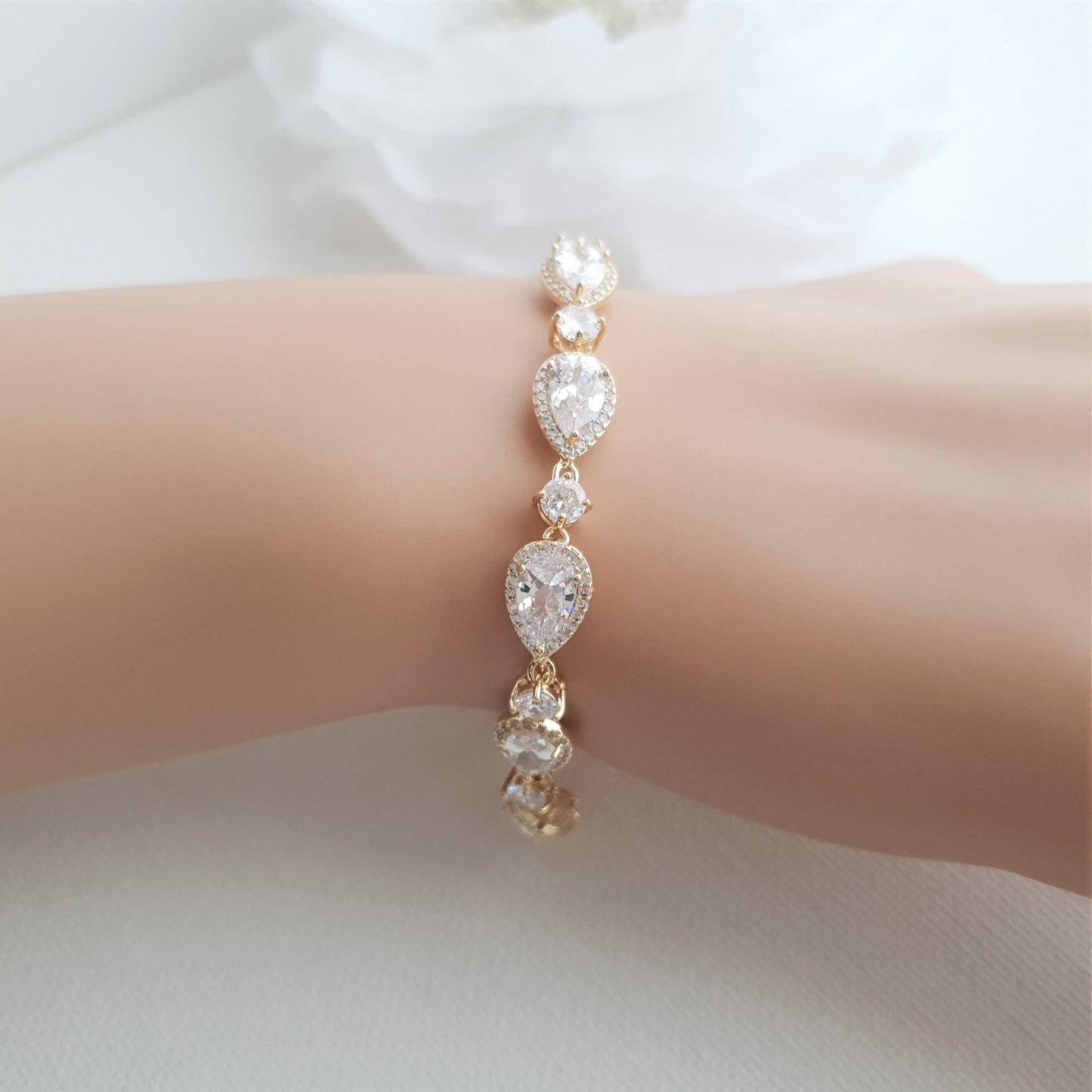 Pear Shape Cubic Zirconia Rose Gold Bracelet-Luna