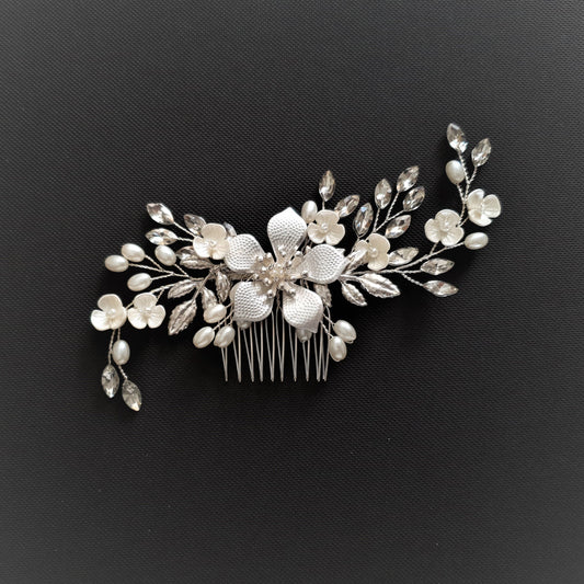 Pedazo de pelo de boda de flor de plata-Freya