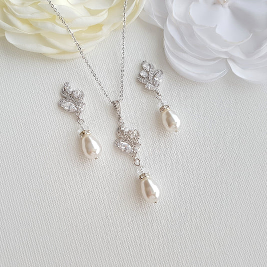 Teardrop Pearl Pendant Set in Silver for Weddings-Wavy