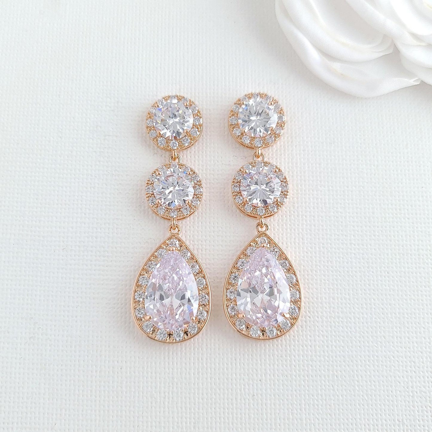 Aretes de oro rosa con circonitas cúbicas-Evita