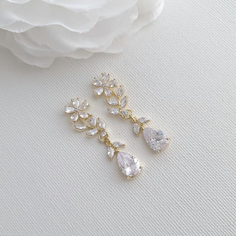 Leaves and Flower Bridal Earrings in Gold -Daisy - PoetryDesigns